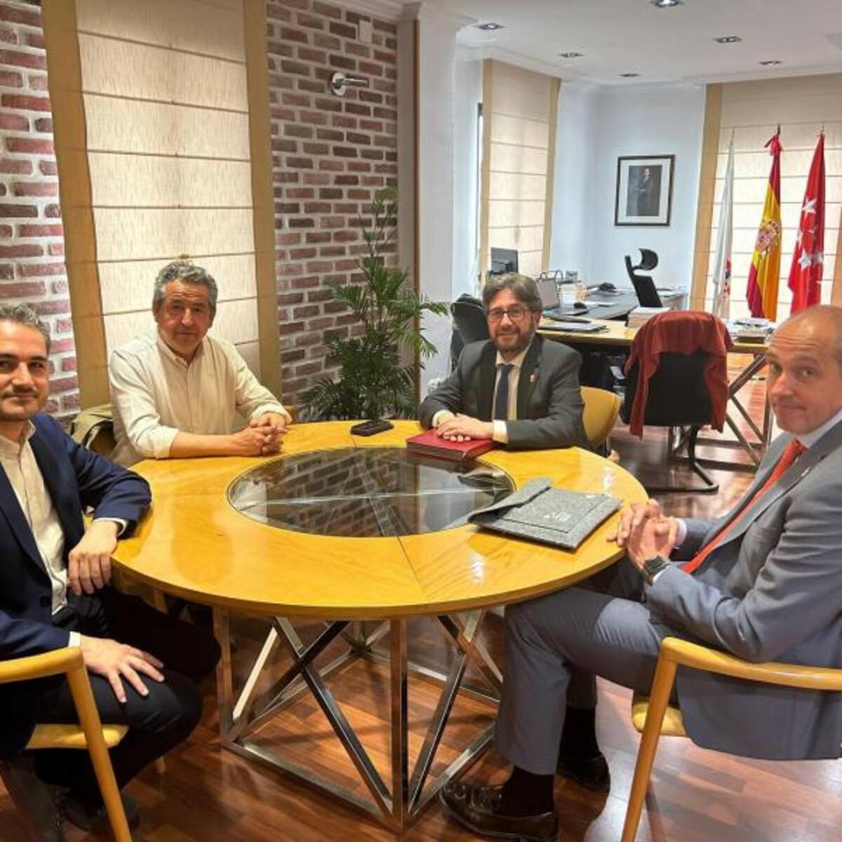 Pinto exige a la Mancomunidad “compensaciones económicas y medioambientales” si va a perpetuar el vertedero