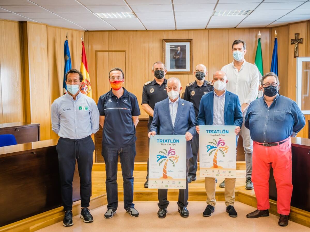 El triatlón español mira esta semana a Roquetas de Mar