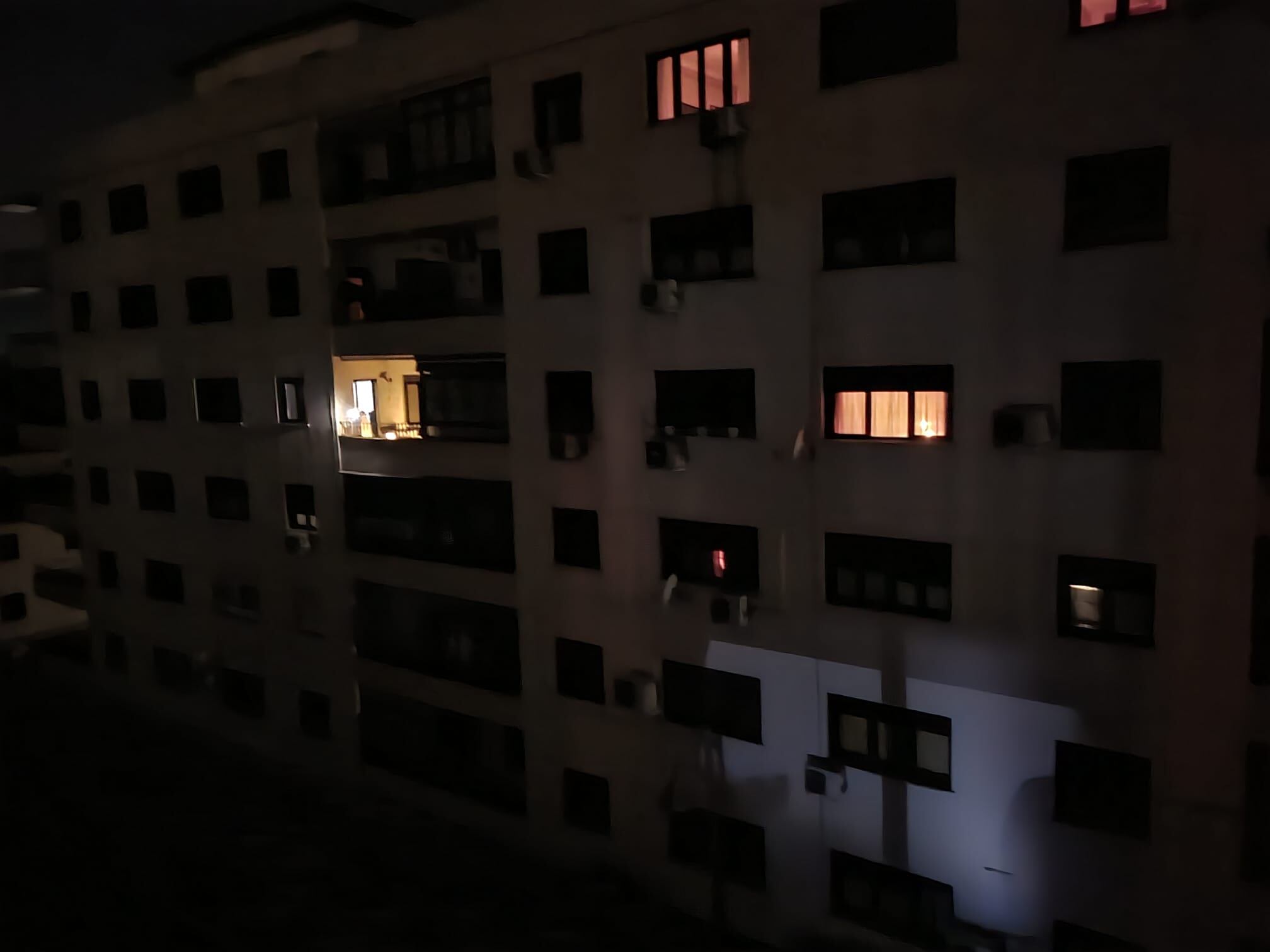 Calle Jerez, de Ronda, "a oscuras" durante el apagón nacional