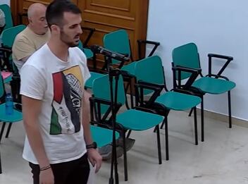 Pablo Bataller interviene en la sesión plenaria de Palma del Río