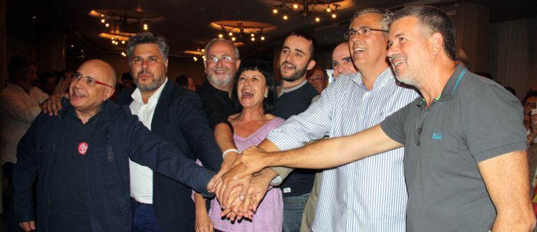 L'equip de JxSí a Tarragona celebrant la victòria. 