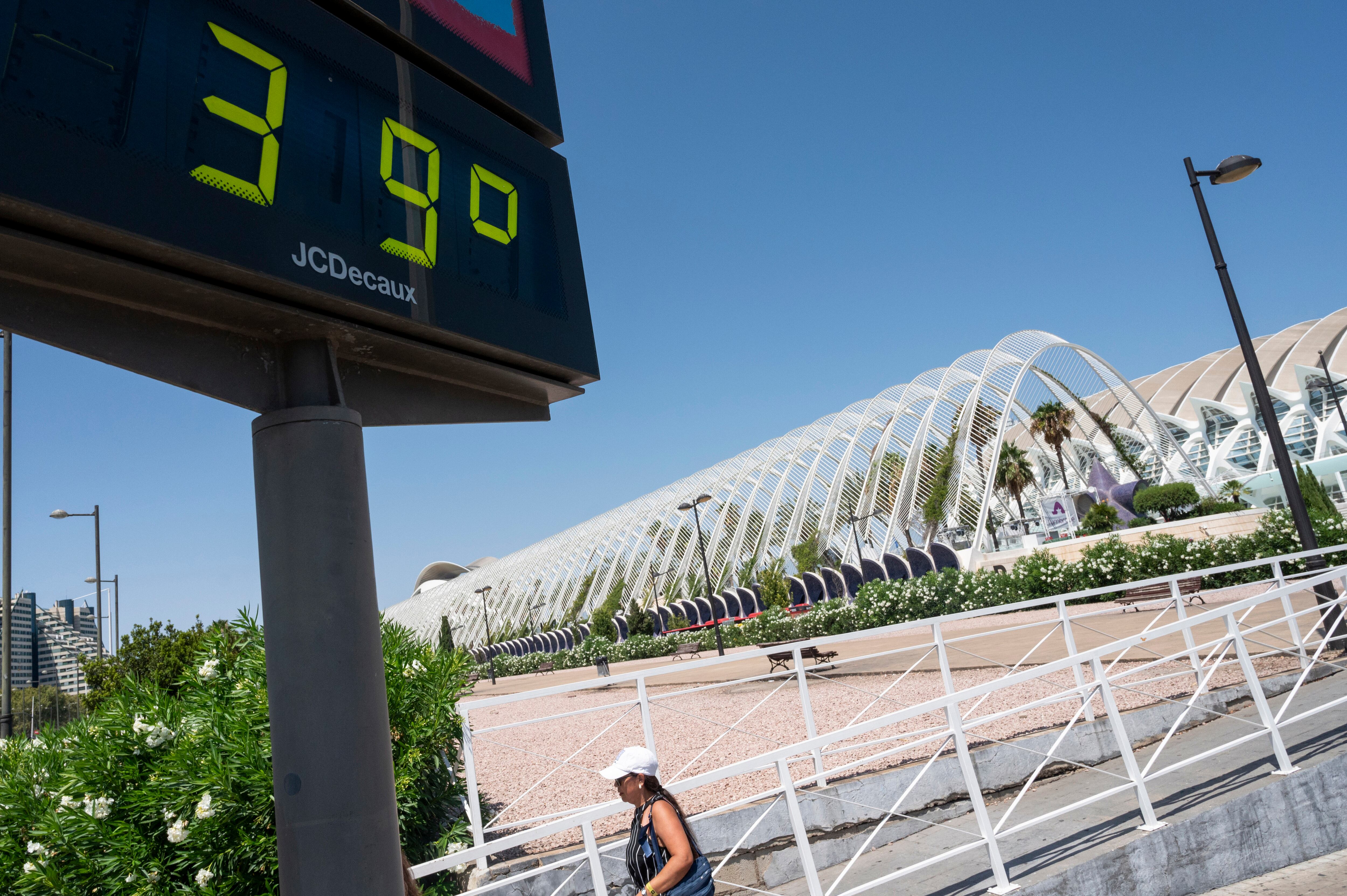 Un termómetro digital en Valencia, en una imagen de archivo.