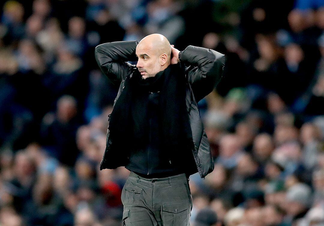 Pep Guardiola durante el partido ante el Manchester United