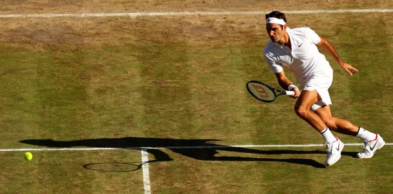 El suizo Roger Federer, en la semifinal de Wimbledon ante Tomas Berdych.