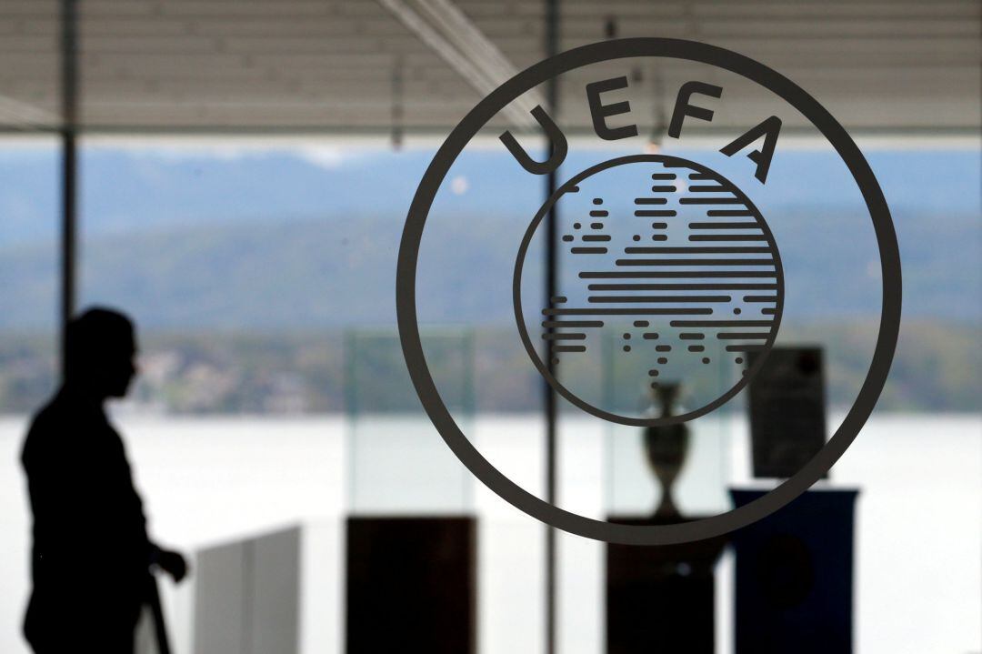 El logo de la UEFA.