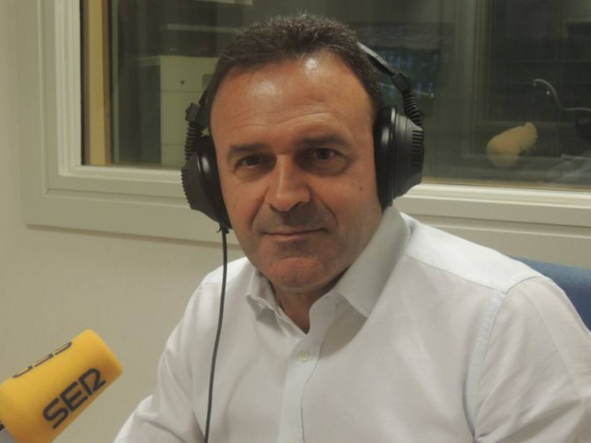 Salmerón: “Deseo que el Almería viva un año tranquilo en la Segunda División”