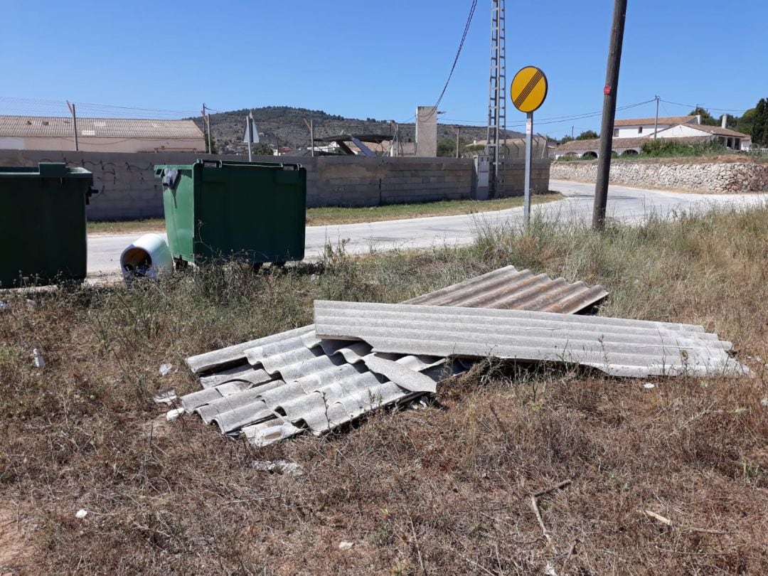 Vertidos ilegales y peligrosos en Benissa