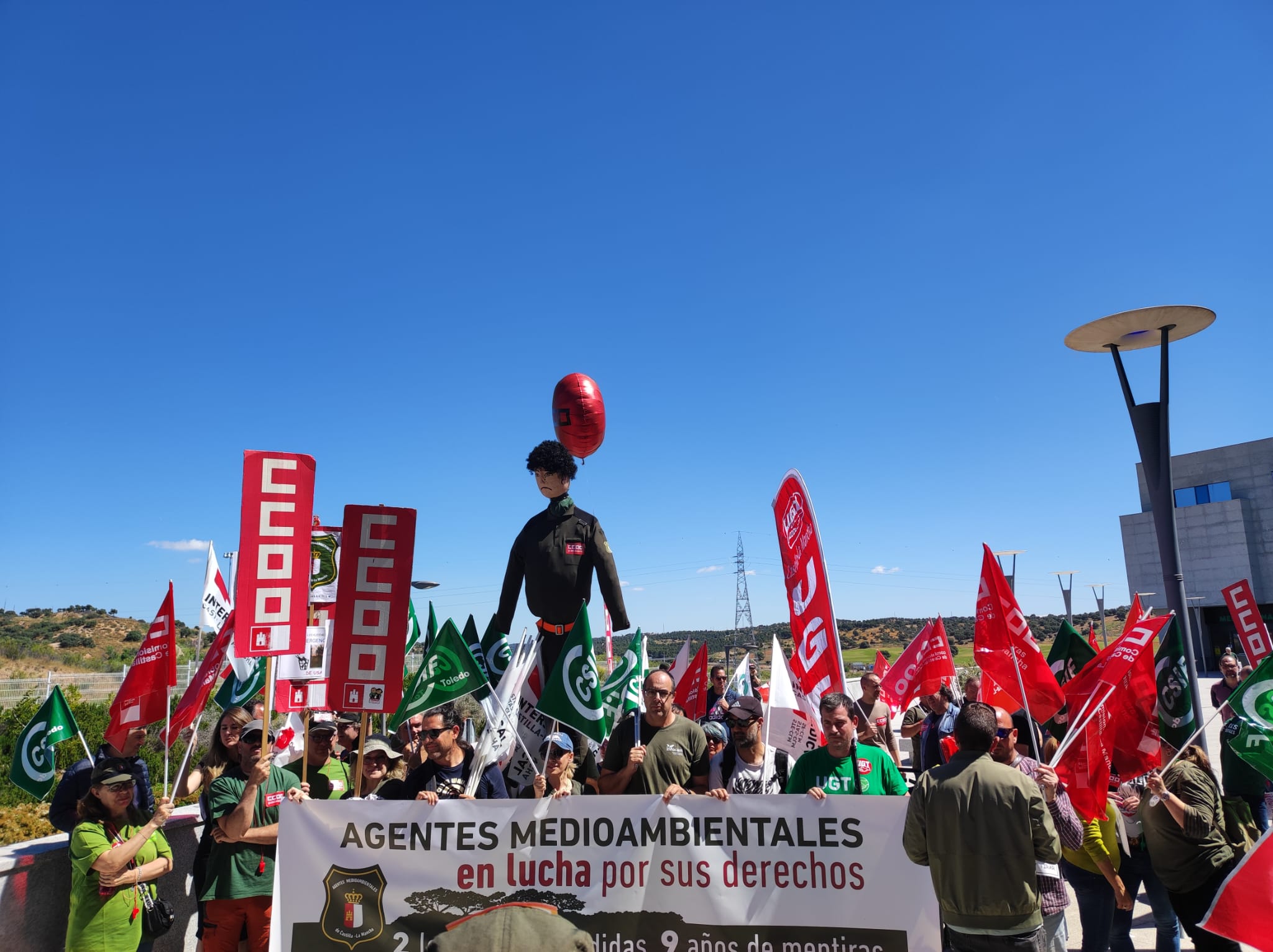 Manifestación de los Agentes Medioambientales regionales en Toledo