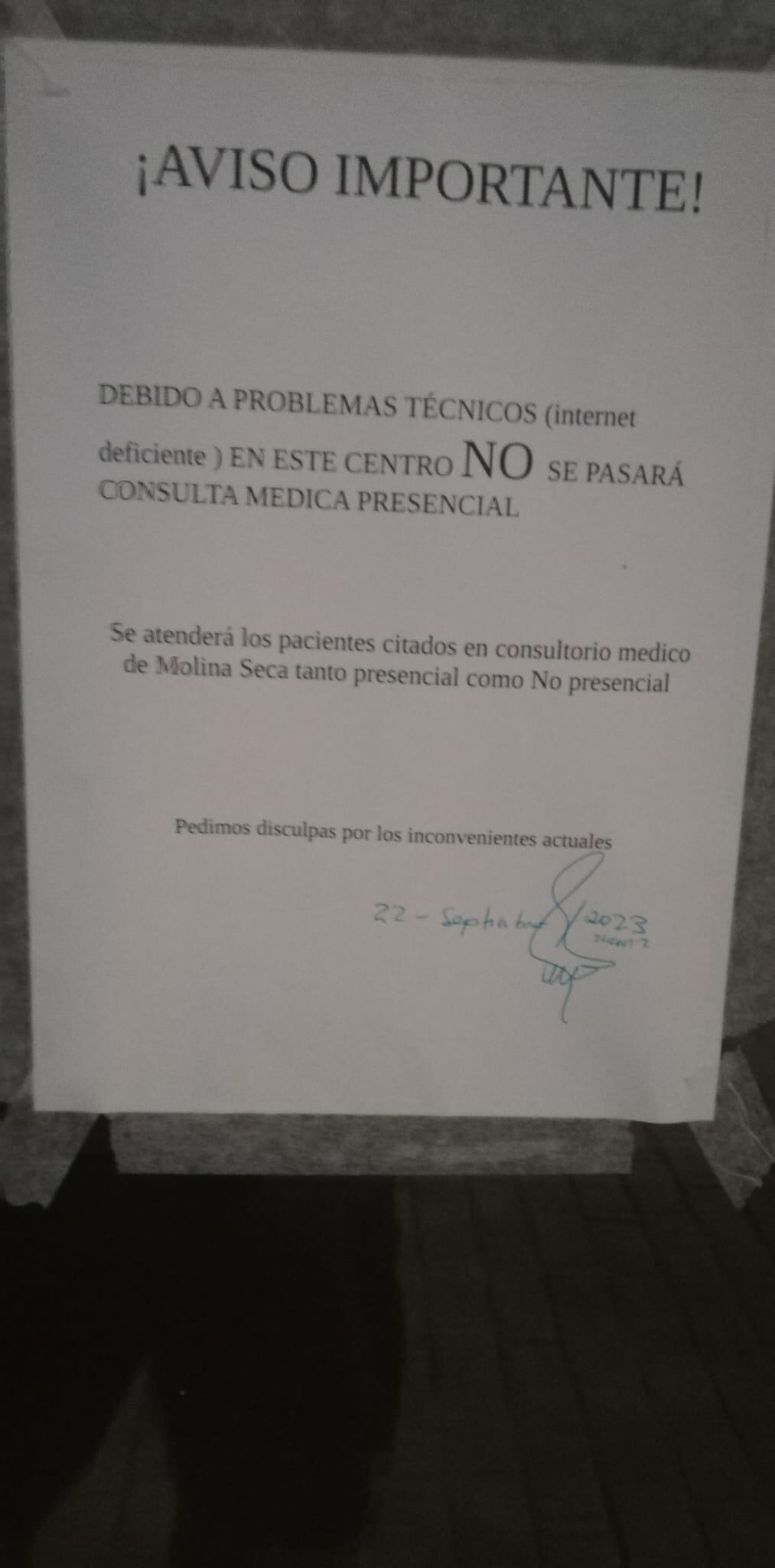 Cartel en la puerta