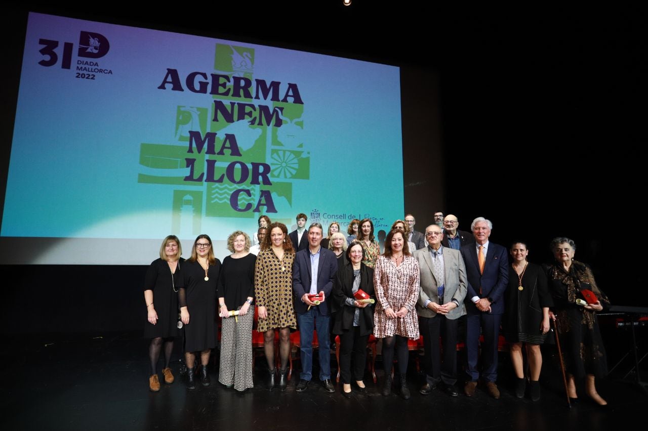 Imagen de la entrega de premios por la Diada de Mallorca en el Teatre Principal.