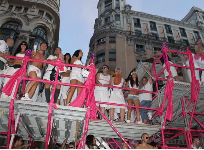 Una de las carrozas que participaba en la manifestación
