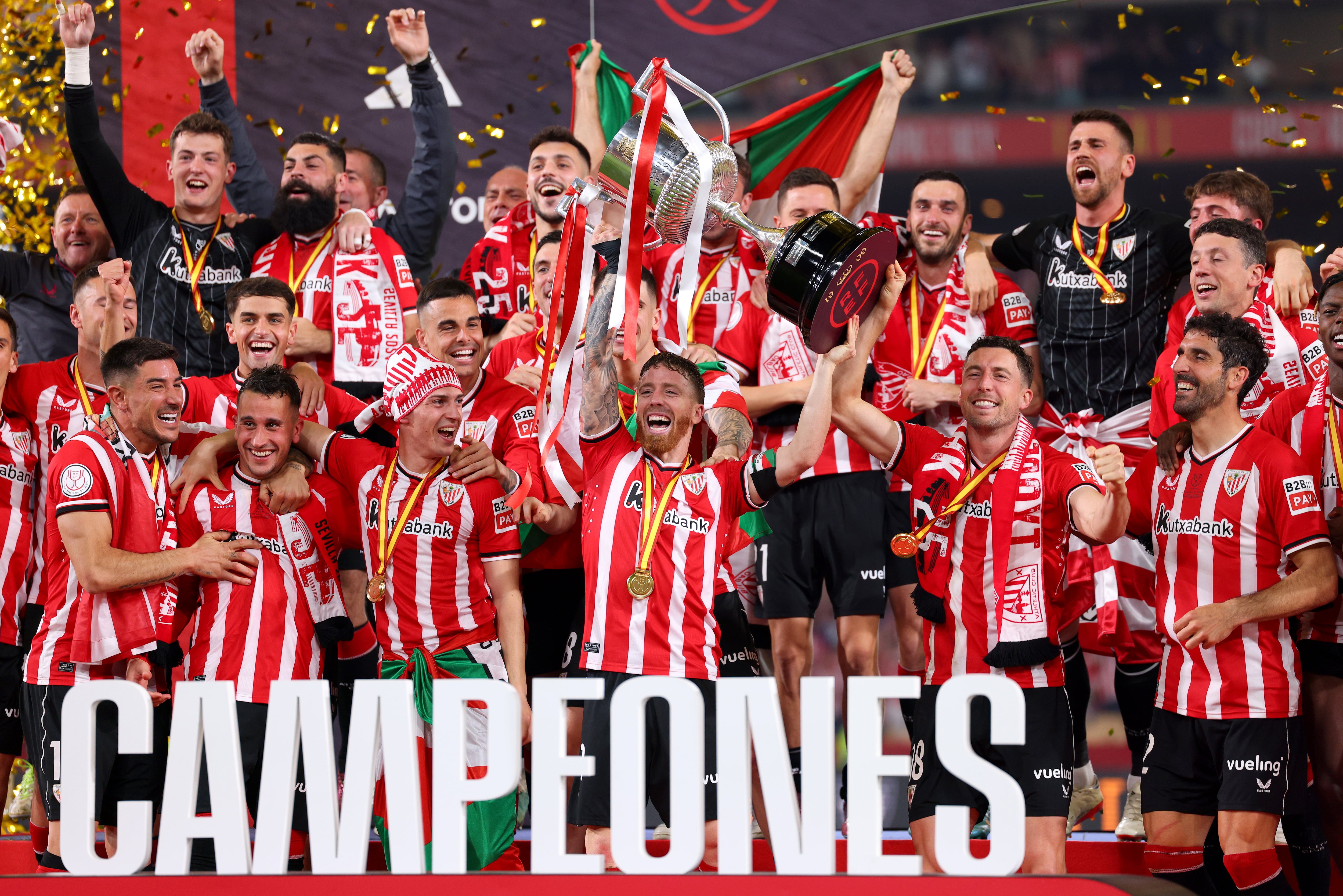 El Athletic festeja la Copa del Rey tras ganar al RCD Mallorca en la final