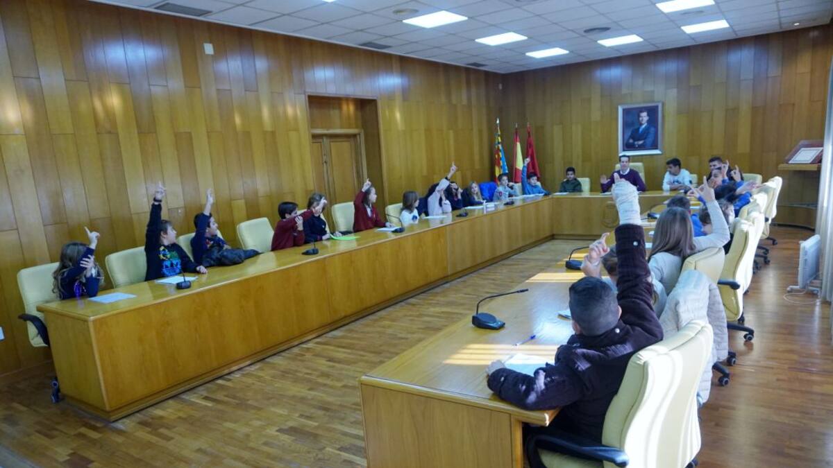 El pleno infantil se decanta por las acciones contra el acoso escolar