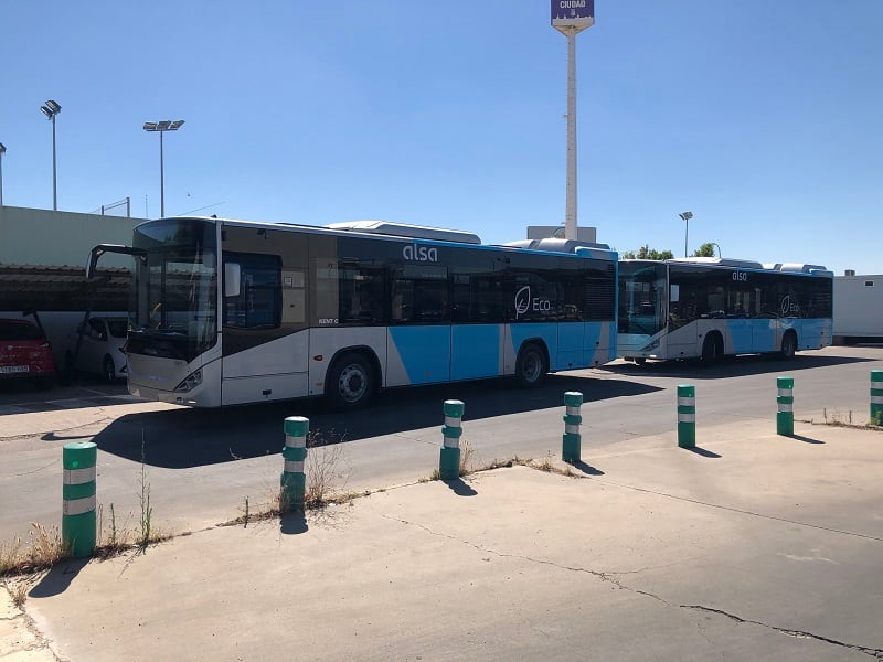 Autobuses de la firma Alsa, concesionaria del servicio urbano de Ferrol
