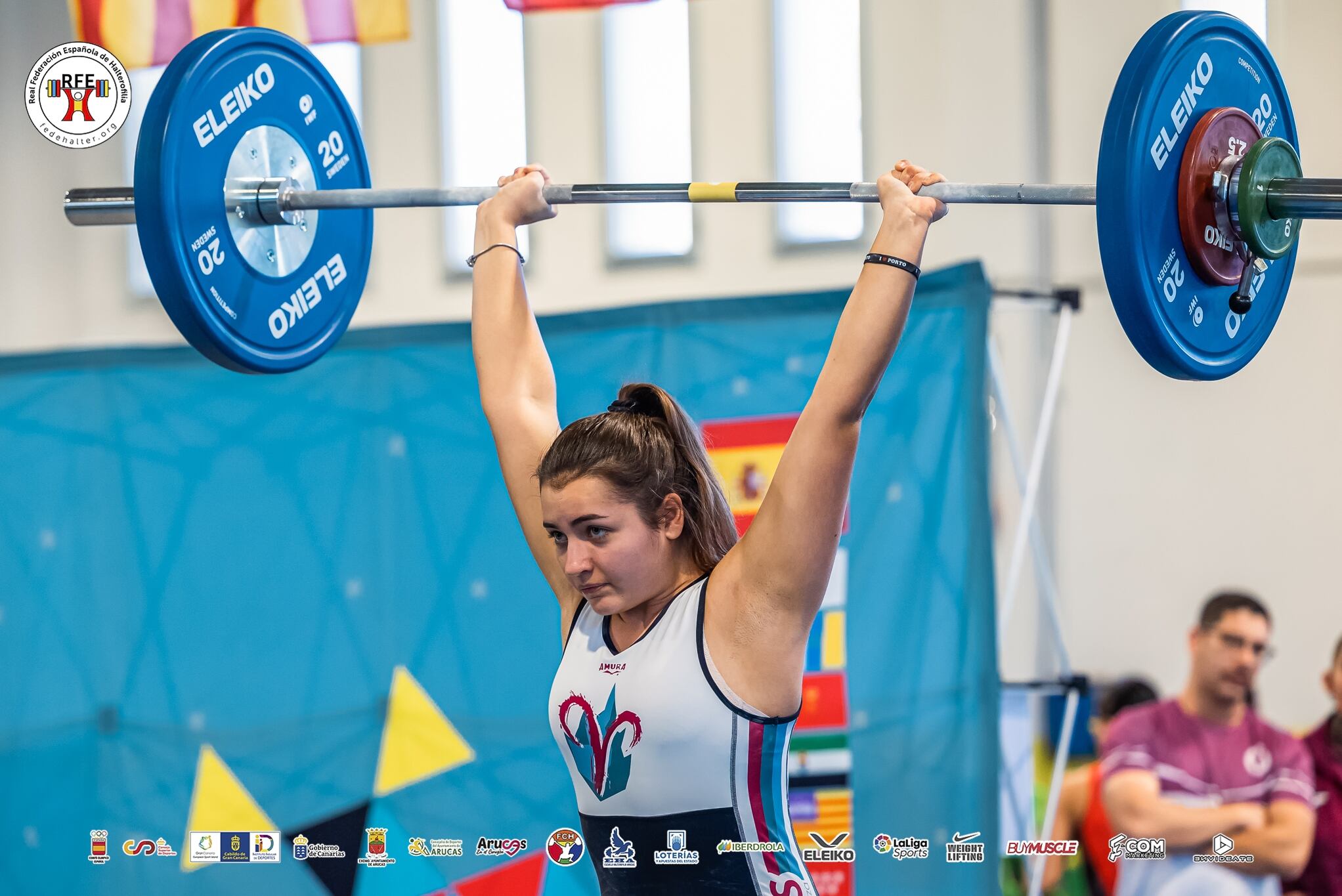 Alumna de la Escuela de Fuerza &#039;Aries&#039; en el Campeonato de España Sub-17 de halterofilia