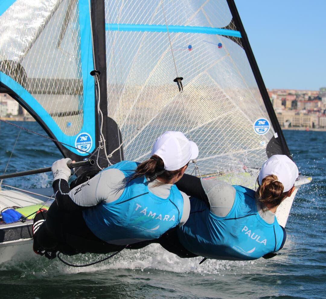 Tamara Echegoyen y Paula Barceló en plena competición