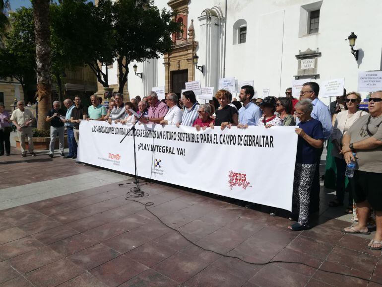 Francisco Mena, durante su discurso en la Plaza Alta.