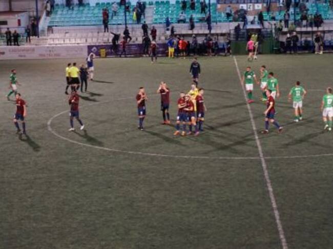 El Eldense aplaudió a su afición