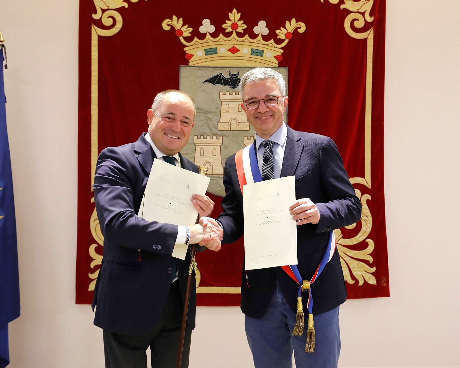 Firma del hermanamiento entre Albacete y Thiers