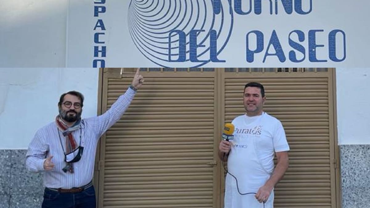 Miguel Membrilla del Horno del Paseo, segunda generación que cumple 60 años en la panadería