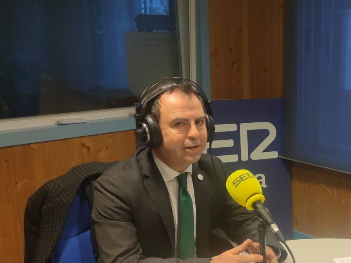 José Gutiérrez: "¿Está abierta la calle Alfares? No. ¿El Prado? No. ¿La Milagrosa? No. ¿La Hidroeléctrica? No. Son malos gestores y un poquito vagos"