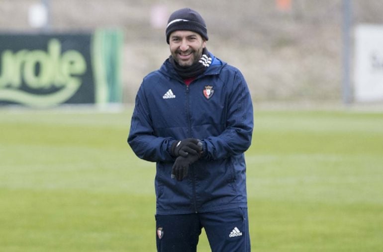 Diego Martínez, durante un entrenamiento en Tajonar