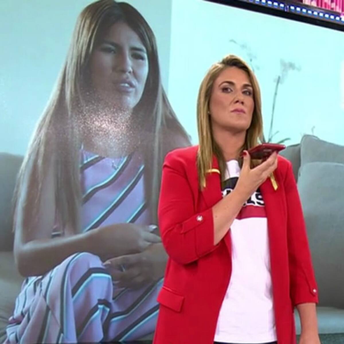 Isabel Pantoja irrumpe en 'Sálvame': "No hay ceros en esa cadena para que yo me siente"