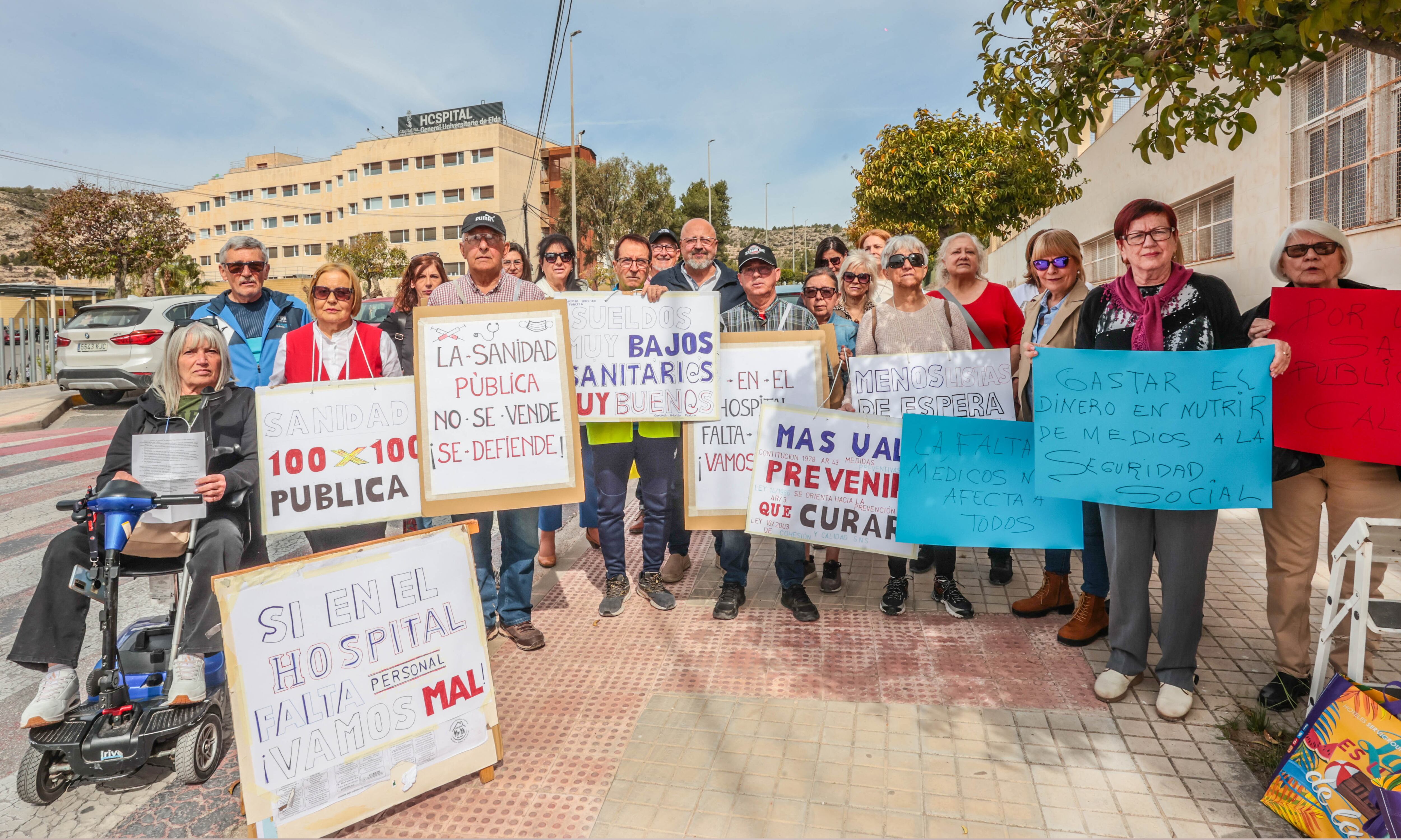 Juan Vico, representante de la Plataforma de Pensionistas de Elda, ha reivindicado que “esto se tiene que solucionar”