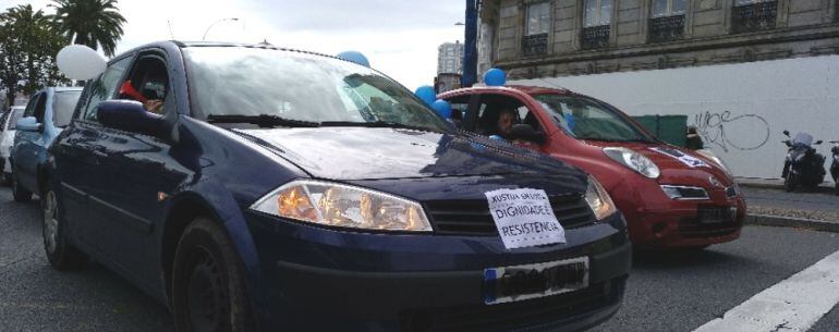 Caravana de coches de funcionarios de Justicia