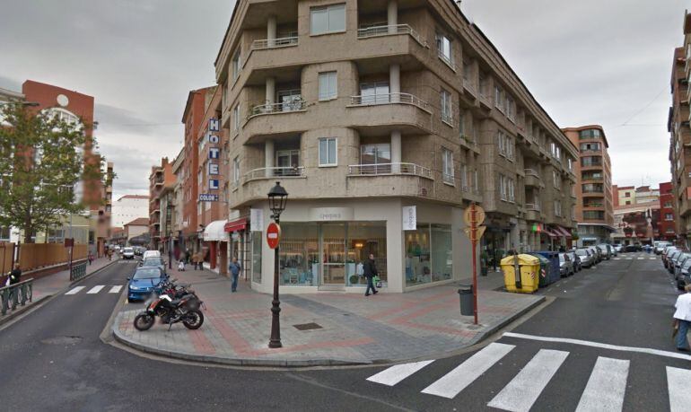 Calle Colón en el cruce con Empedrada