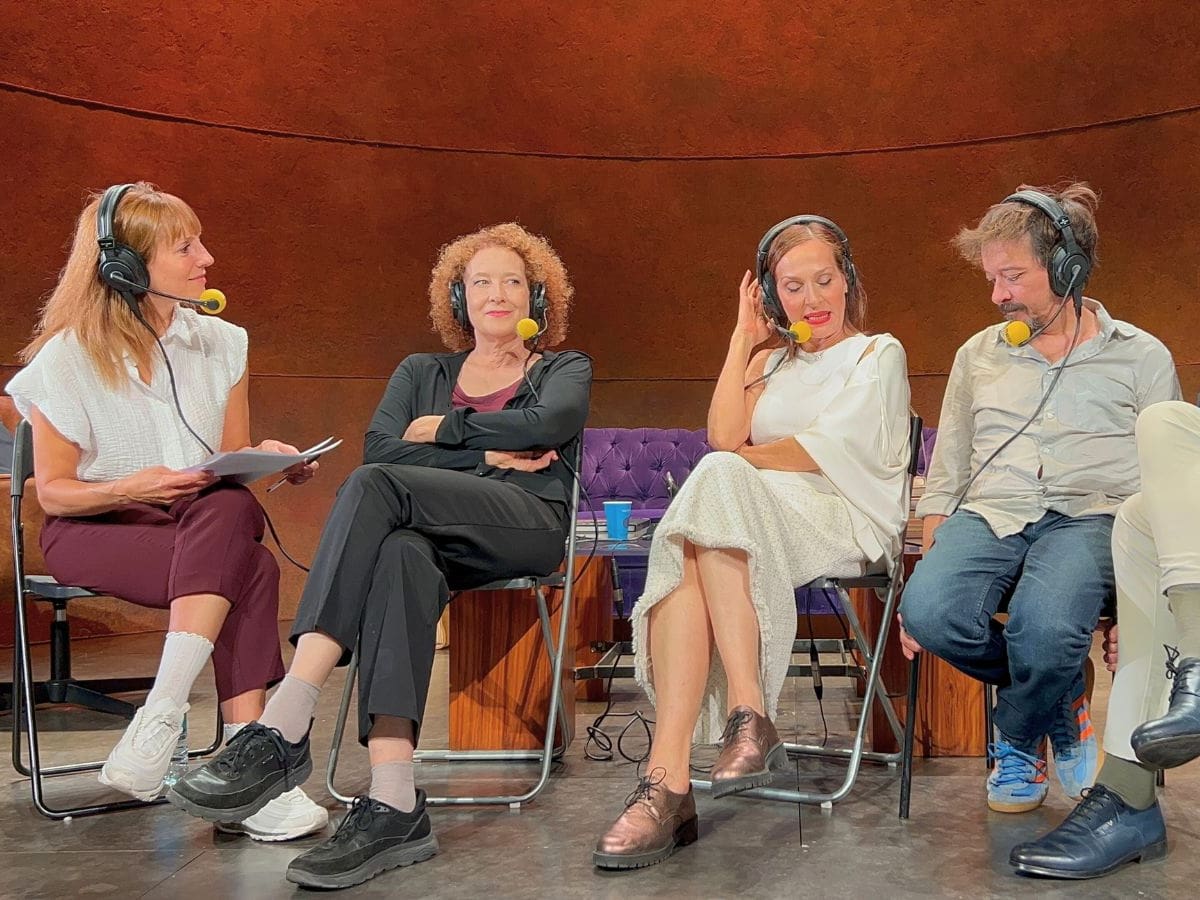 ¿Hasta dónde llega la cortesía antes de que aparezca el caos? 'Un dios salvaje' en el Teatro Alcázar