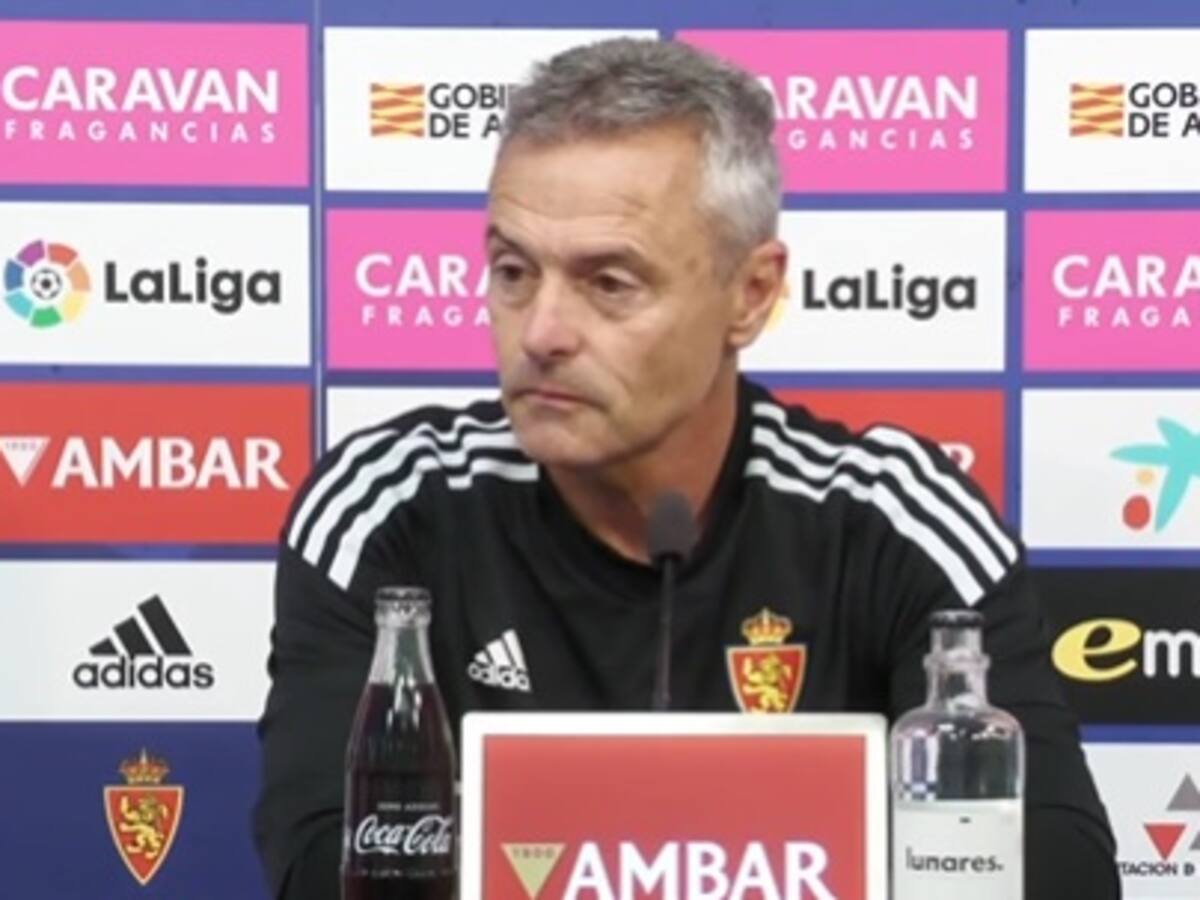 Escribá: "La decisión de la salida de Zapater es futbolística y muy dura"