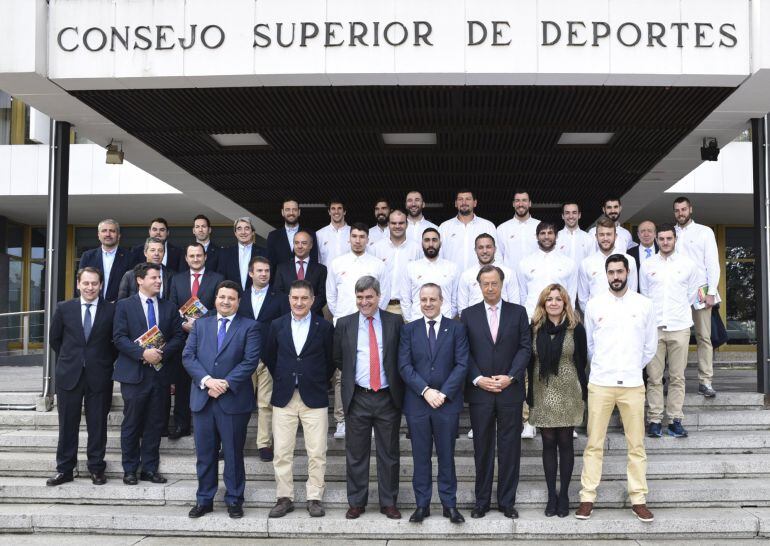 El CSD recibió a la selección española horas antes de su viaje a Polonia