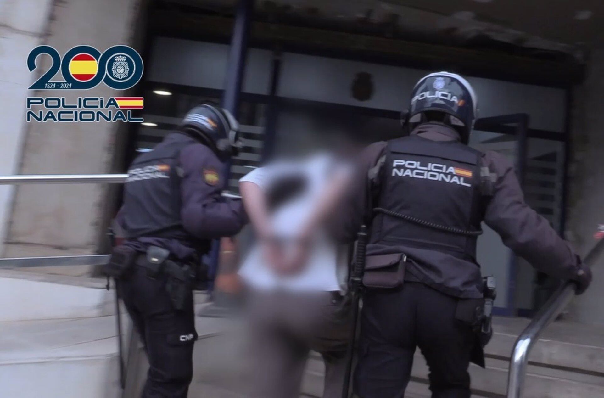 15/04/2025 La Policía Nacional detiene al presunto autor de varias agresiones sexuales cometidas en portales de edificios de Valencia
POLITICA
POLICÍA NACIONAL