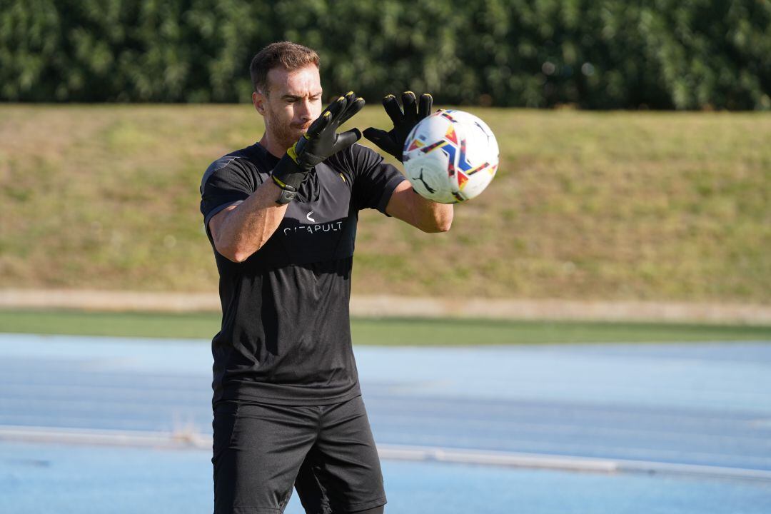 El portero Fernando en un entrenamiento. 