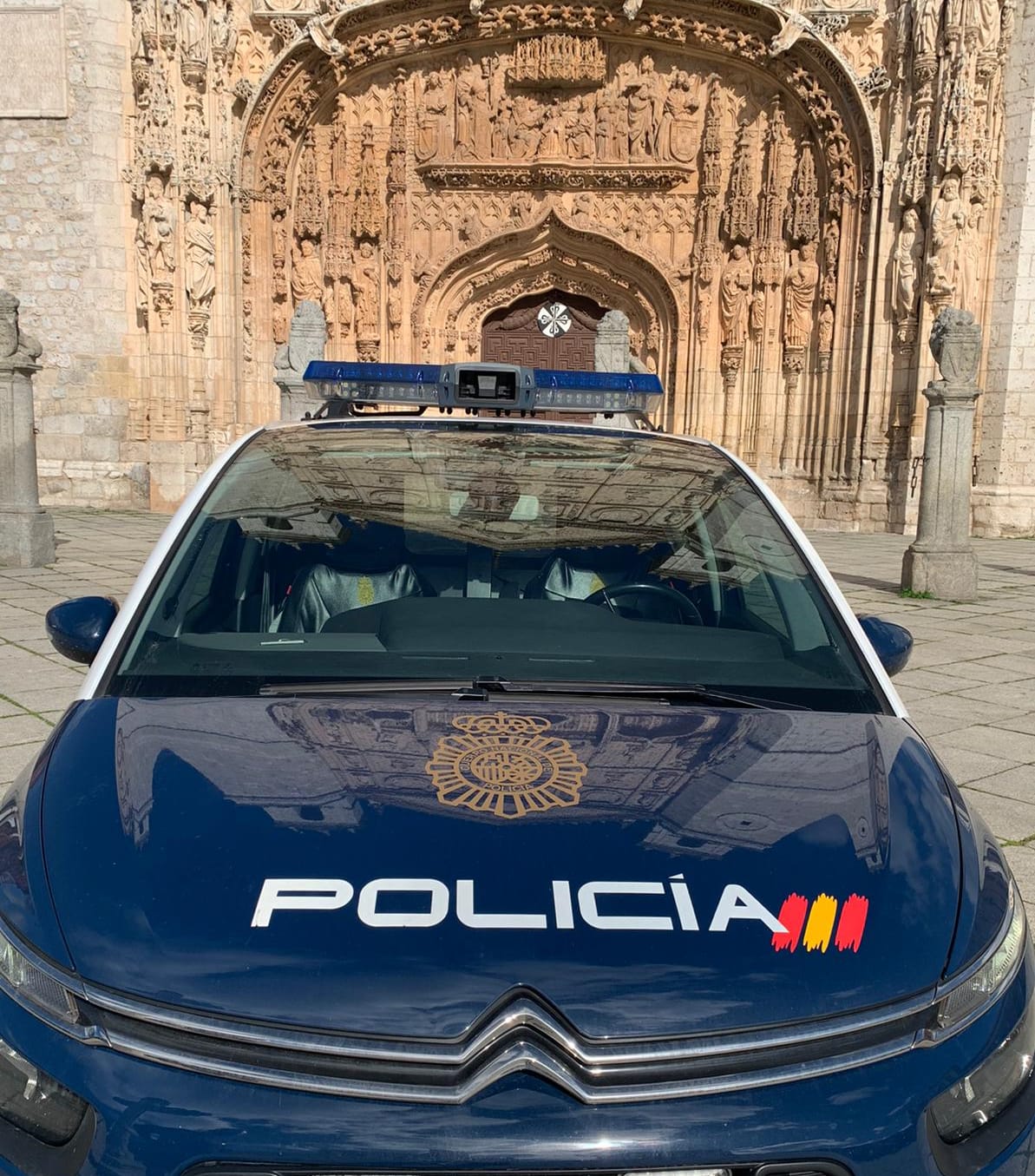 Vehículo de la Policía Nacional en Valladolid