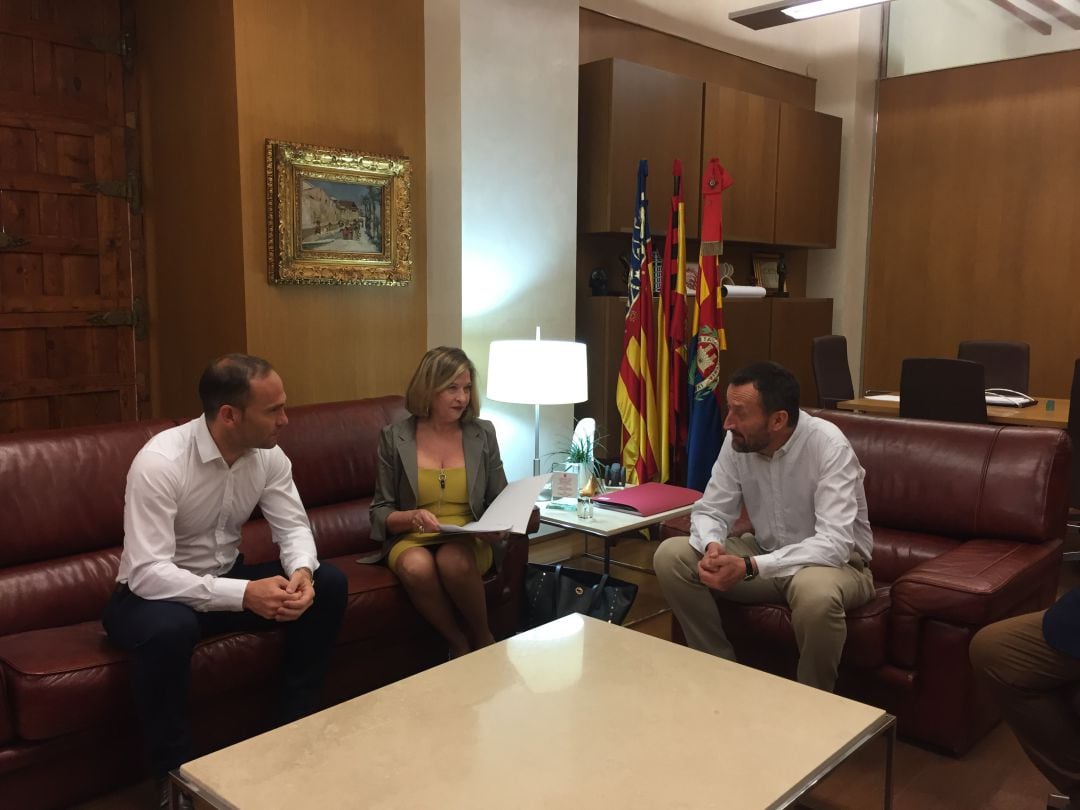 Caballero de la Real Orden de la Dama de Elche