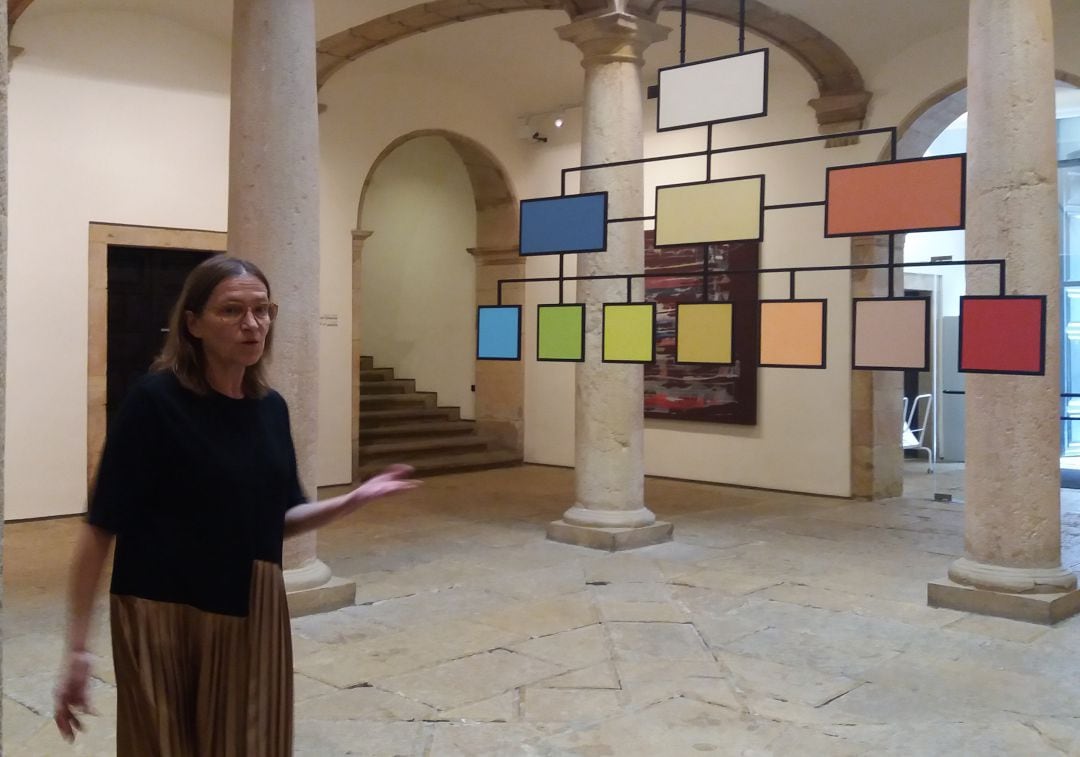 Maite Centol expone en el Museo de Bellas Artes de Asturias treinta obras bajo el título &quot;Nada, poco, bastante, mucho...&quot;