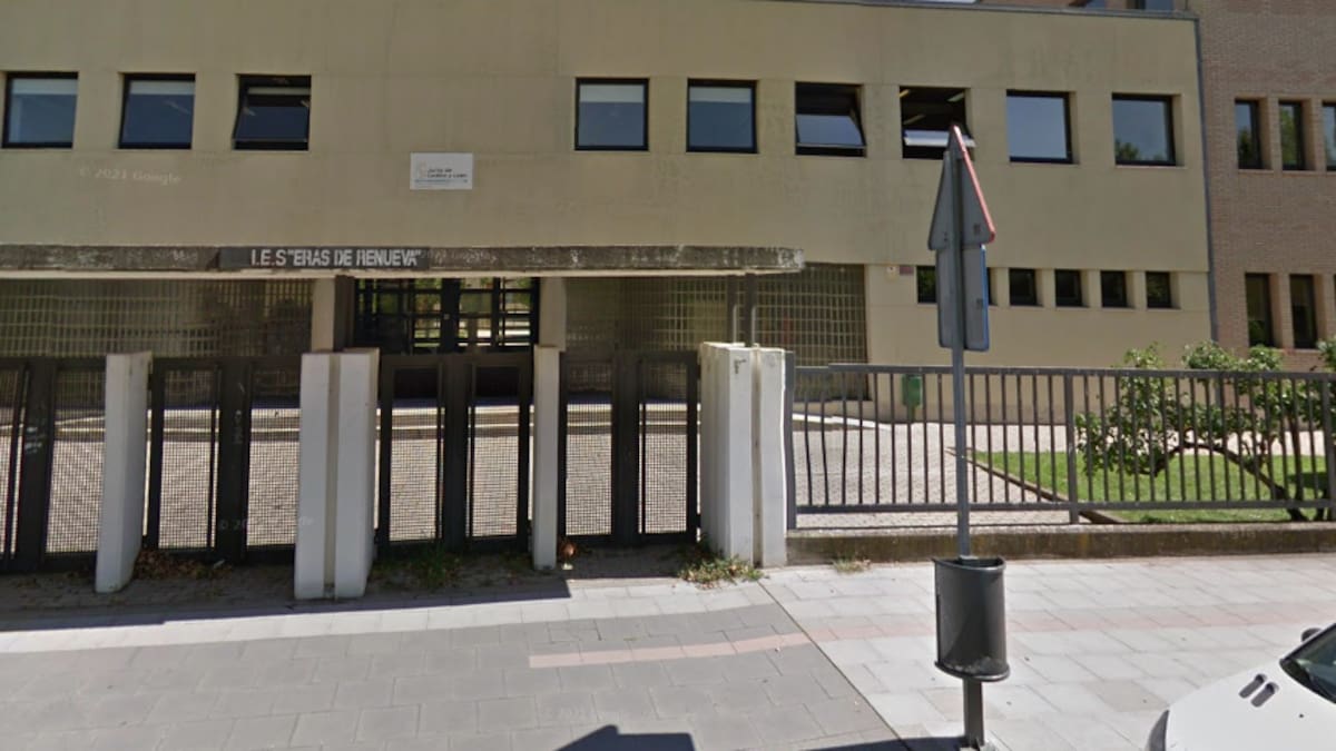 León aprueba en pleno ceder una parcela para construir un polideportivo para los colegios de Eras y exige a la Junta que "no se olvide del centro cívico"