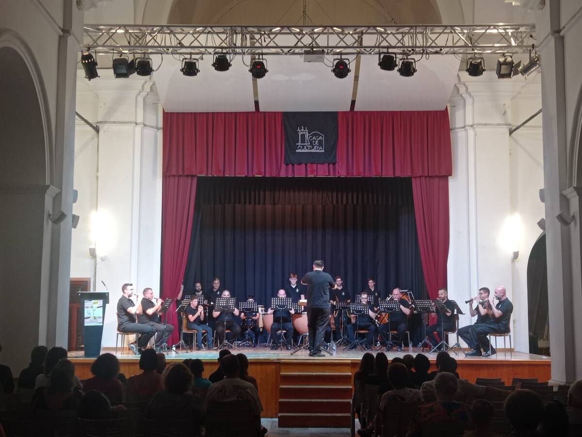 La Colla "La Bassa La Vila" de Biar ofrece el sábado su 16 concierto de música festera