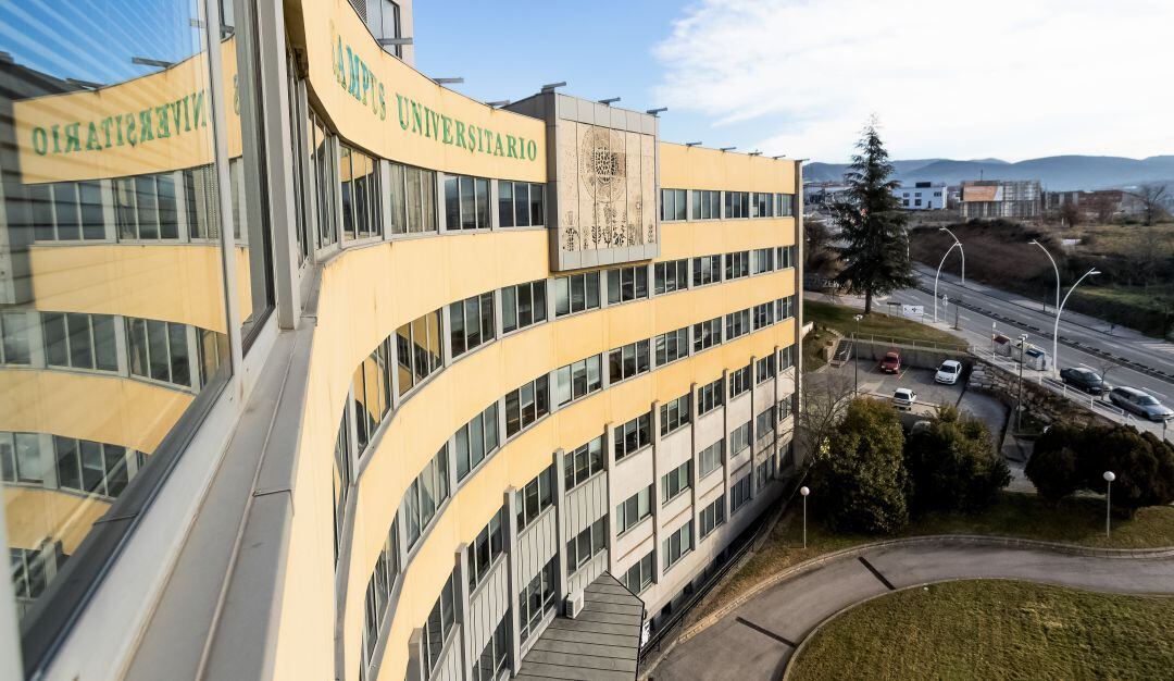 Edificio principal del campus de Ponferrada