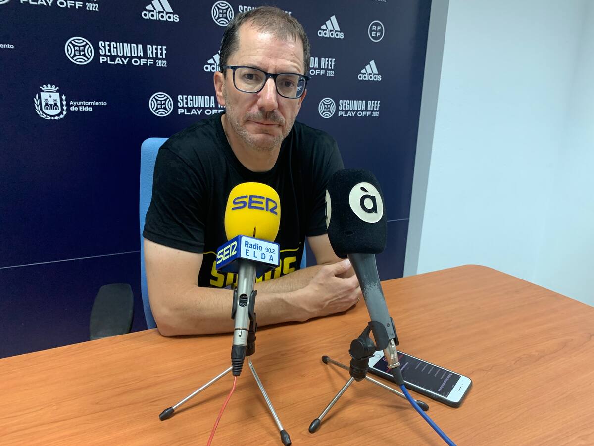 José Juan Romero, Ent. del Eldense, en el punto de mira del Recreativo de Huelva