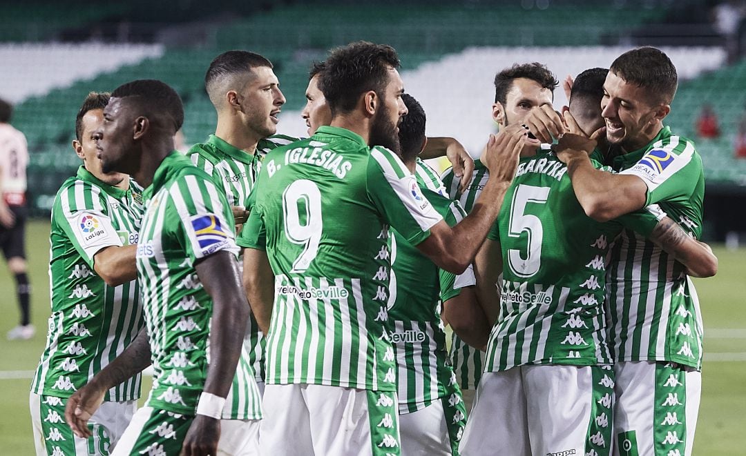 El Real Betis celebrando un gol ante el Espanyol