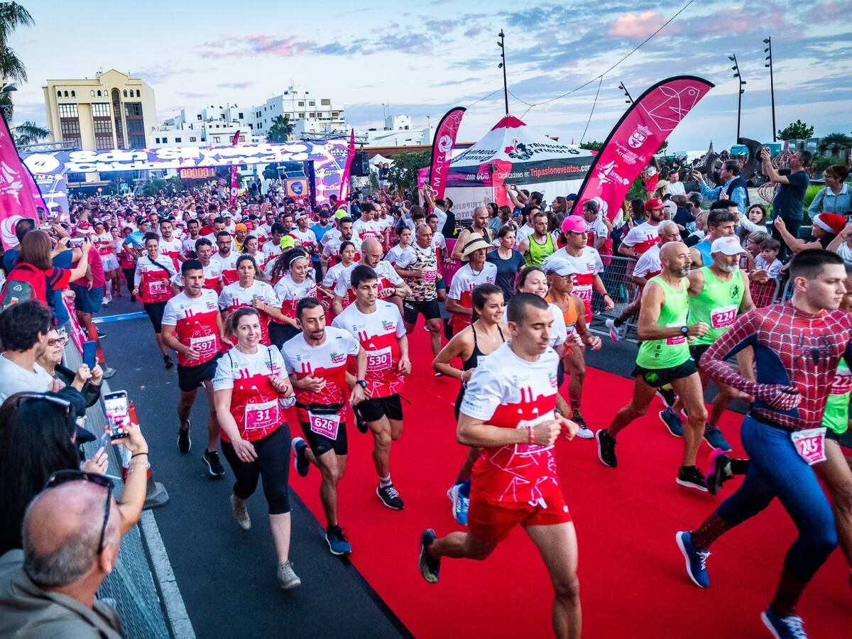 Adrián Hernández y la holandesa Marissa Damink se adjudican la San Silvestre Ciudad de Arrecife