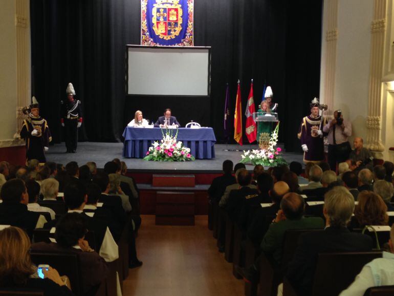 Acto de entrega de la Medalla de Oro