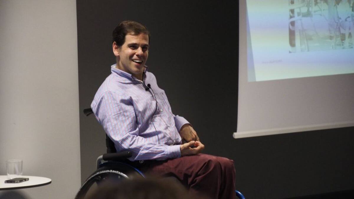 Galán: "La discapacidad no se padece, se sufre, porque no podemos participar en igualdad de condiciones"