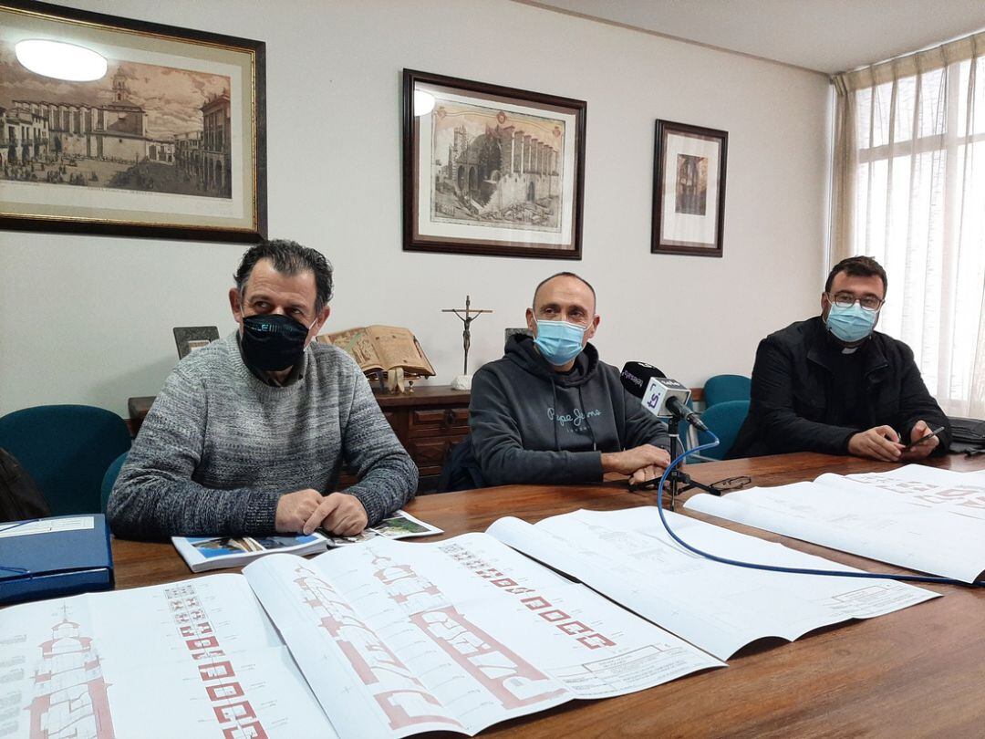 Presentación de las obras para el campanario de la Colegiata 