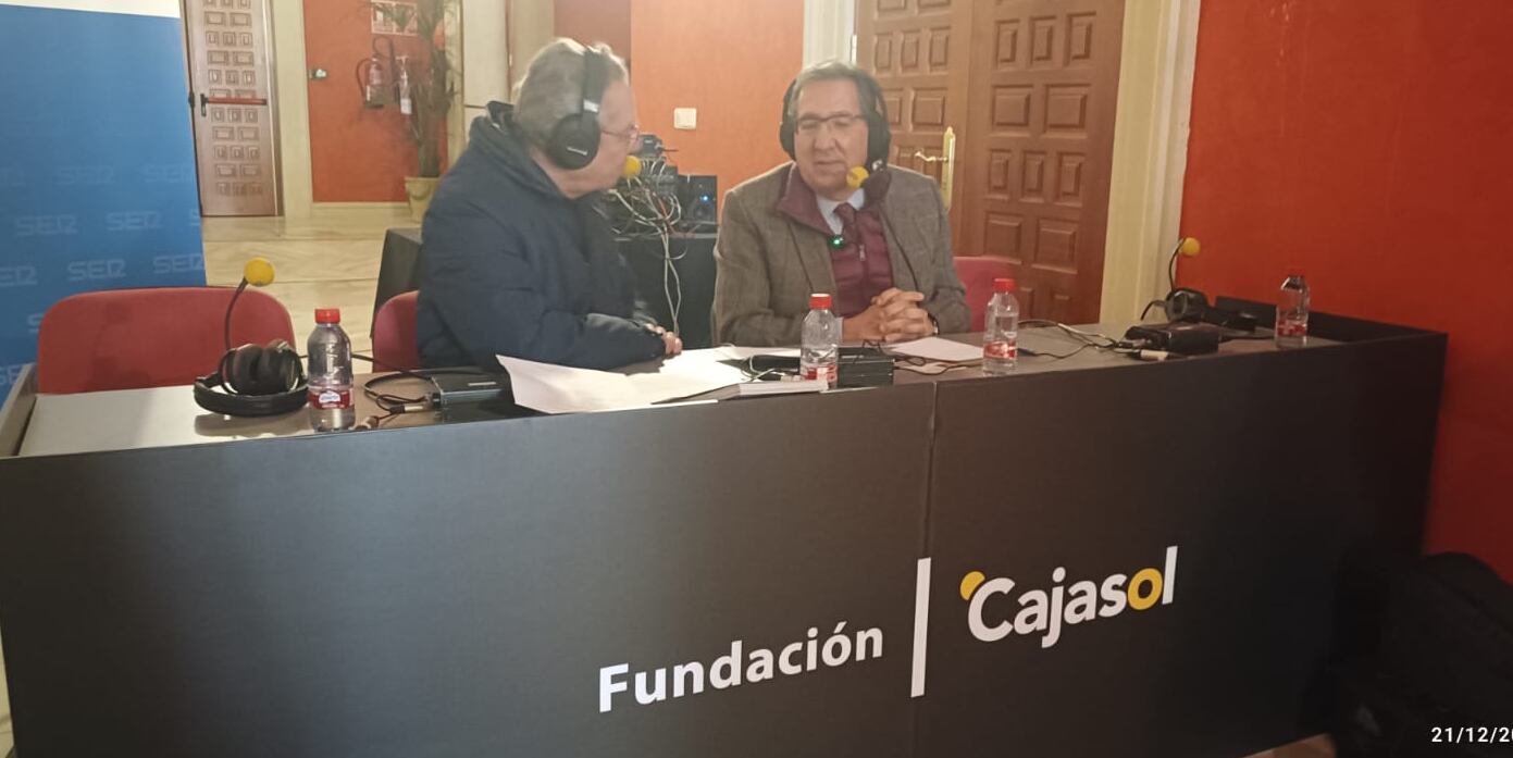 Antonio Pulido, presidente de la Fundación Cajasol y Salomón Hachuel