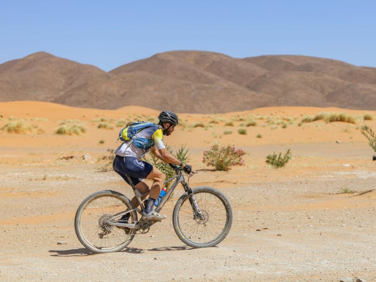 Juanma González Valiente atleta sordo de Petrer, resume la 5ª etapa de la XXI ŠKODA Titan Desert Morocco 2026
