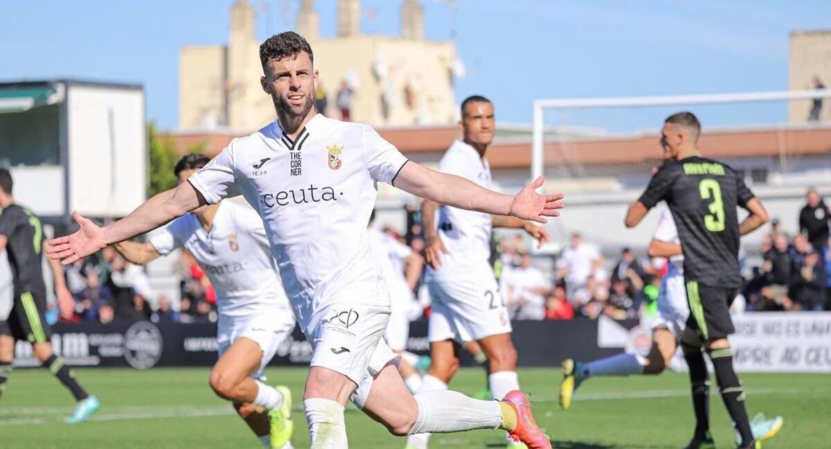 Rodri celebra su último gol con el Ceuta